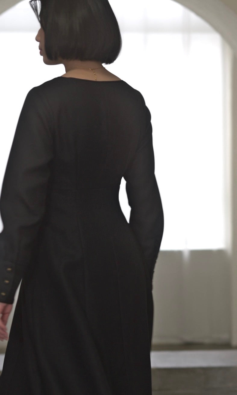 走れるドレス（BLACK）